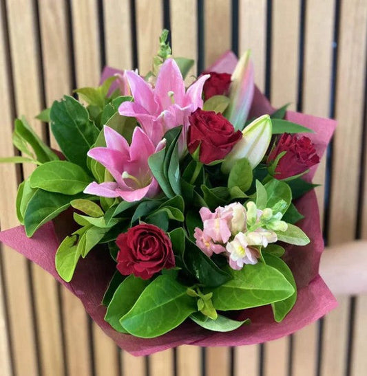 How to Pick Valentine’s Day Flowers That Actually Feel Personal