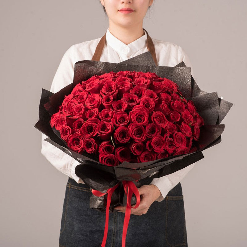 100 RED ROSES BOUQUET ( Valentine's Day)