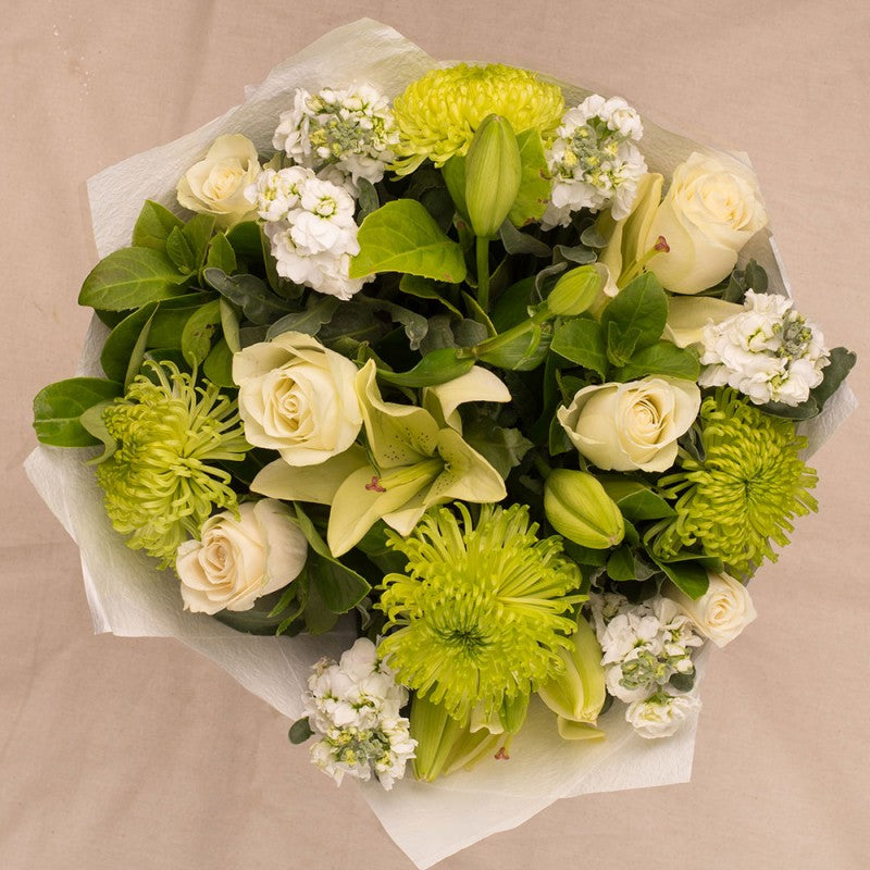 Med White/Green Bouquet