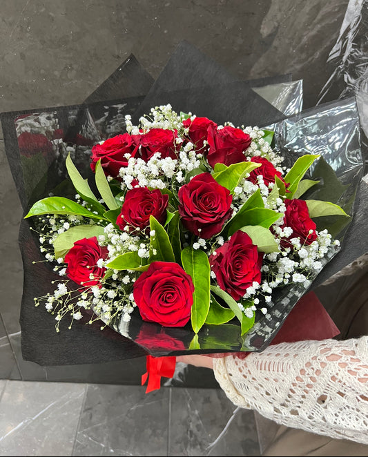 A Dozen Red Rose Bouquet